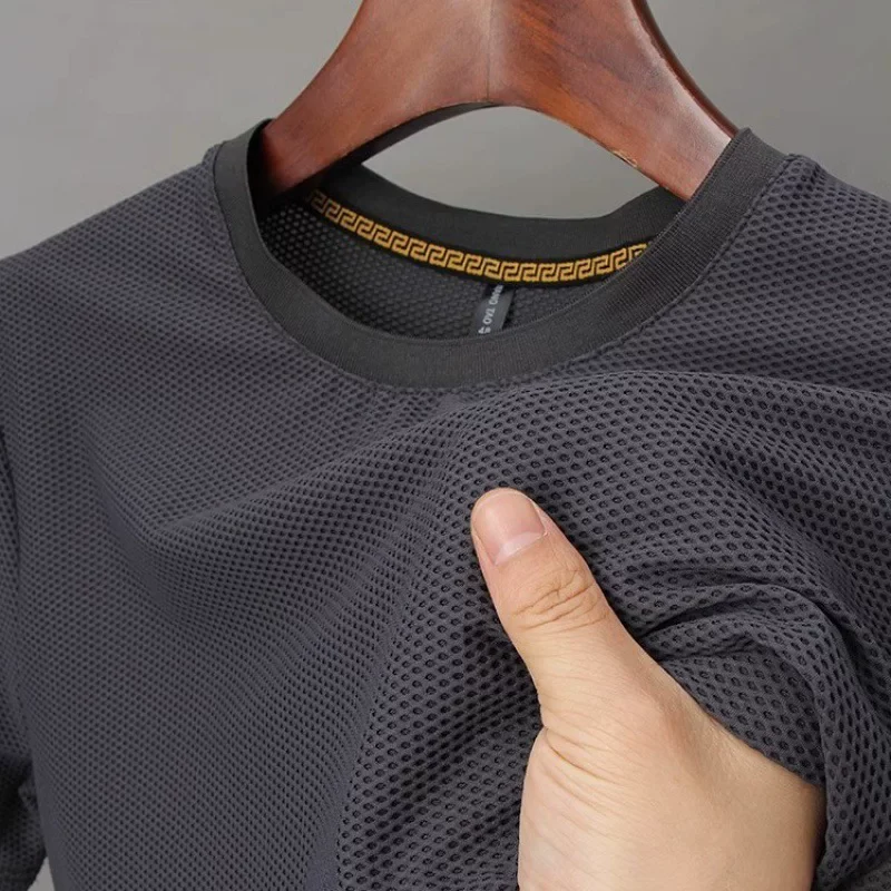 Obsidian AeroWeave Core T-Shirt - Image 4
